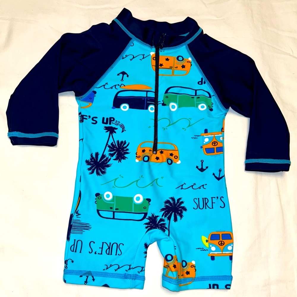 Boutique surfs up rash guard sz 6 months EUC smoke free home
